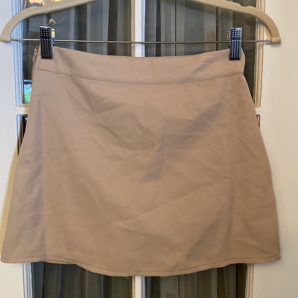 Eddie Bauer School Uniform Khaki Skirt with Under Shorts - Picture 2 of 7